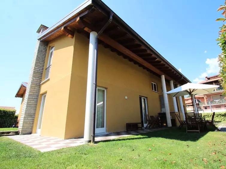 Haus 8 Personen in Dongo, Comer See