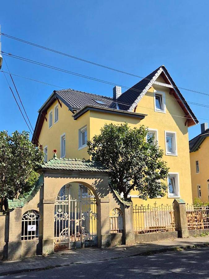 Ferienwohnung für 5 Personen, mit Ausblick und Balkon - 1