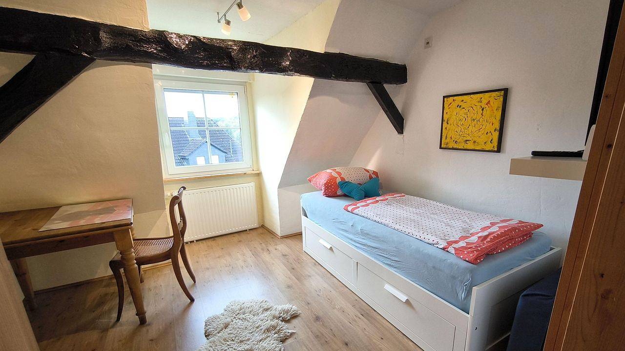Ganze Ferienwohnung, Ferienwohnung für 5 Personen (100 m²) in Molzhain in Molzhain, Altenkirchen & Umgebung