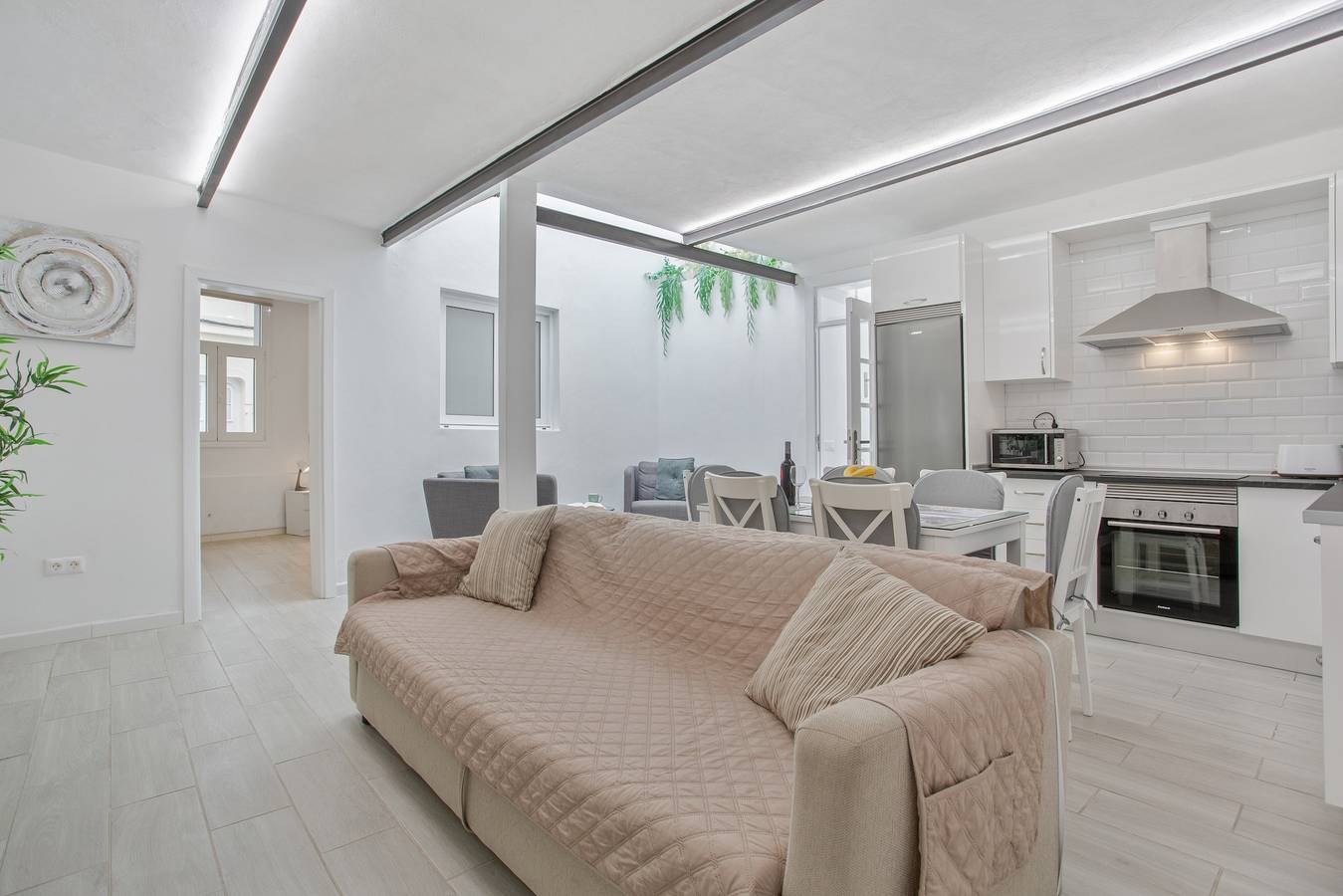 Ganze Wohnung, Urlaub 'Casa Esther In Icod' mit Bergblick, privater Terrasse und Wi-Fi in Icod de los Vinos, Teneriffa Nord