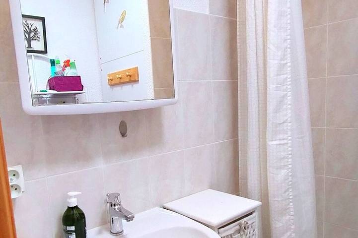Entire apartment, 2 pièces, magnifique terrasse,Wifi, parking in Thollon-les-Mémises, Thonon-les-Bains region