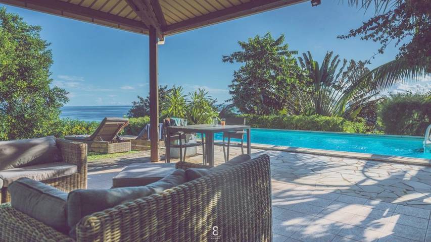 Hôtel pour 4 personnes, avec vue ainsi que piscine et jardin à Koungou - 2