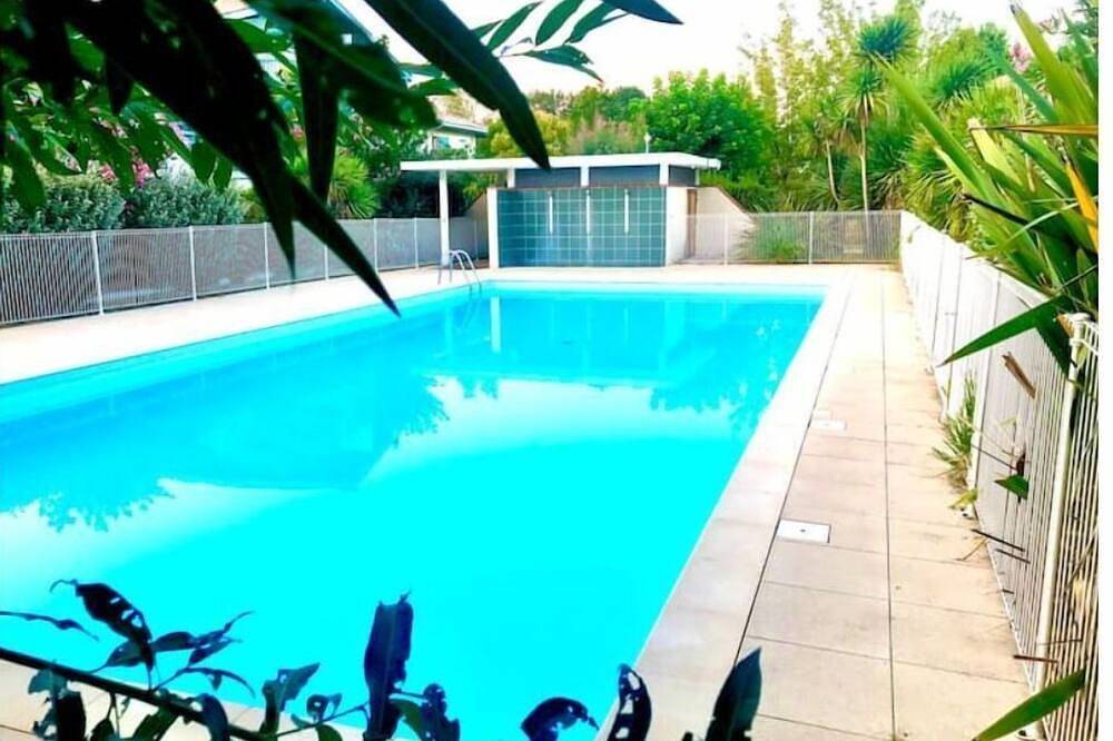 Entire apartment, Confort Plage Piscine in Saint-Vincent-de-Tyrosse, Côte d’Argent