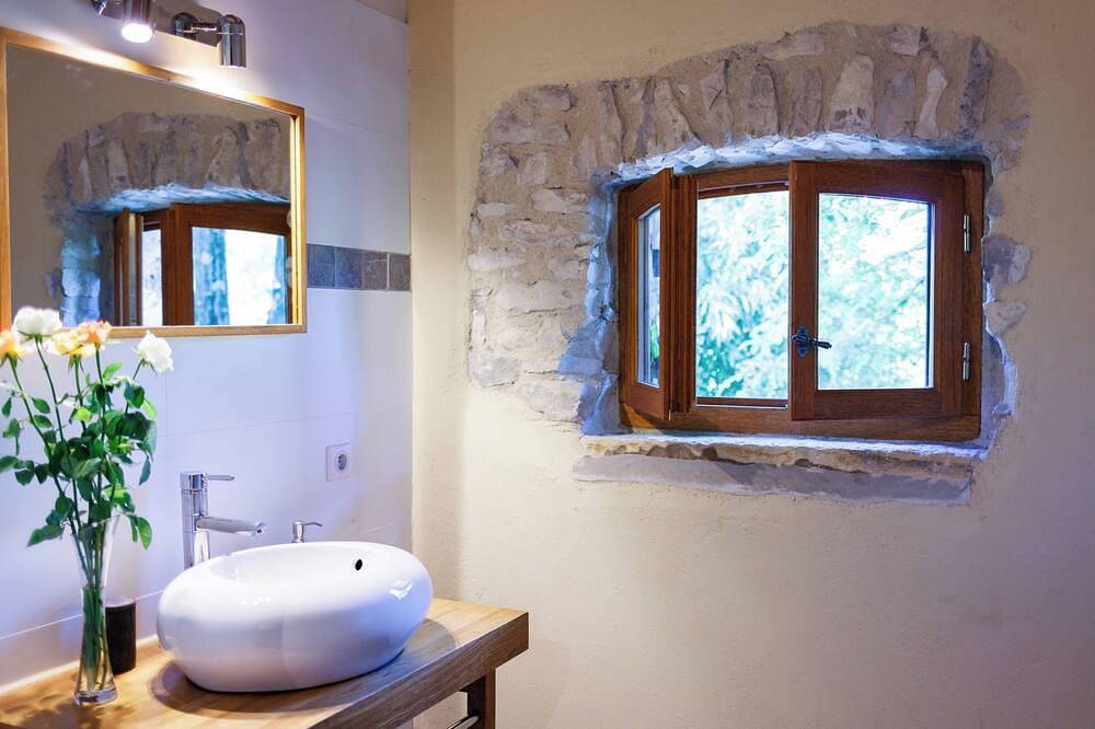 4 Sterne Ferienhaus mit Garten und privatem Jacuzzi : Pavillon Timéo in Carnas, Mittelmeerküste (Frankreich)