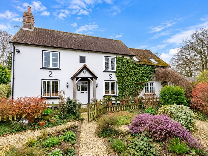 Ferienhaus für 12 Personen, mit Balkon und Terrasse sowie Garten in New Forest