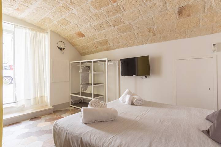Bed and breakfast for 2 people in Italy
