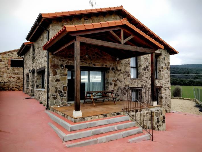 Casa rural para 8 personas, con Jardín en Soria