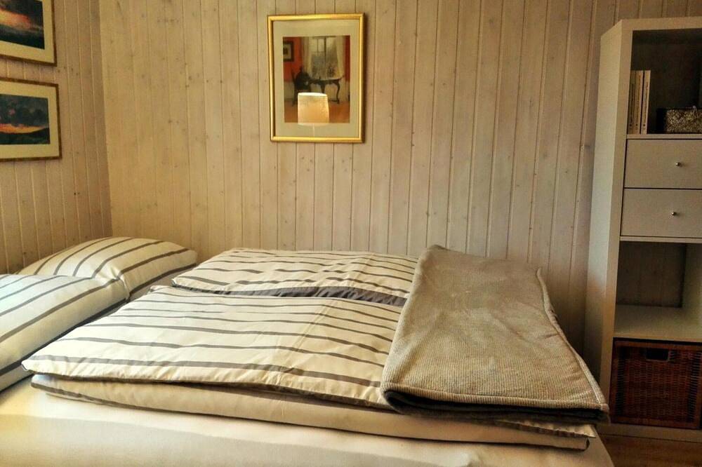 Ganze Wohnung, Ferienhaus Landhaus Am Hirtzborn – Bergblick, private Terrasse & Wlan in Marburg, Landkreis Marburg-Biedenkopf