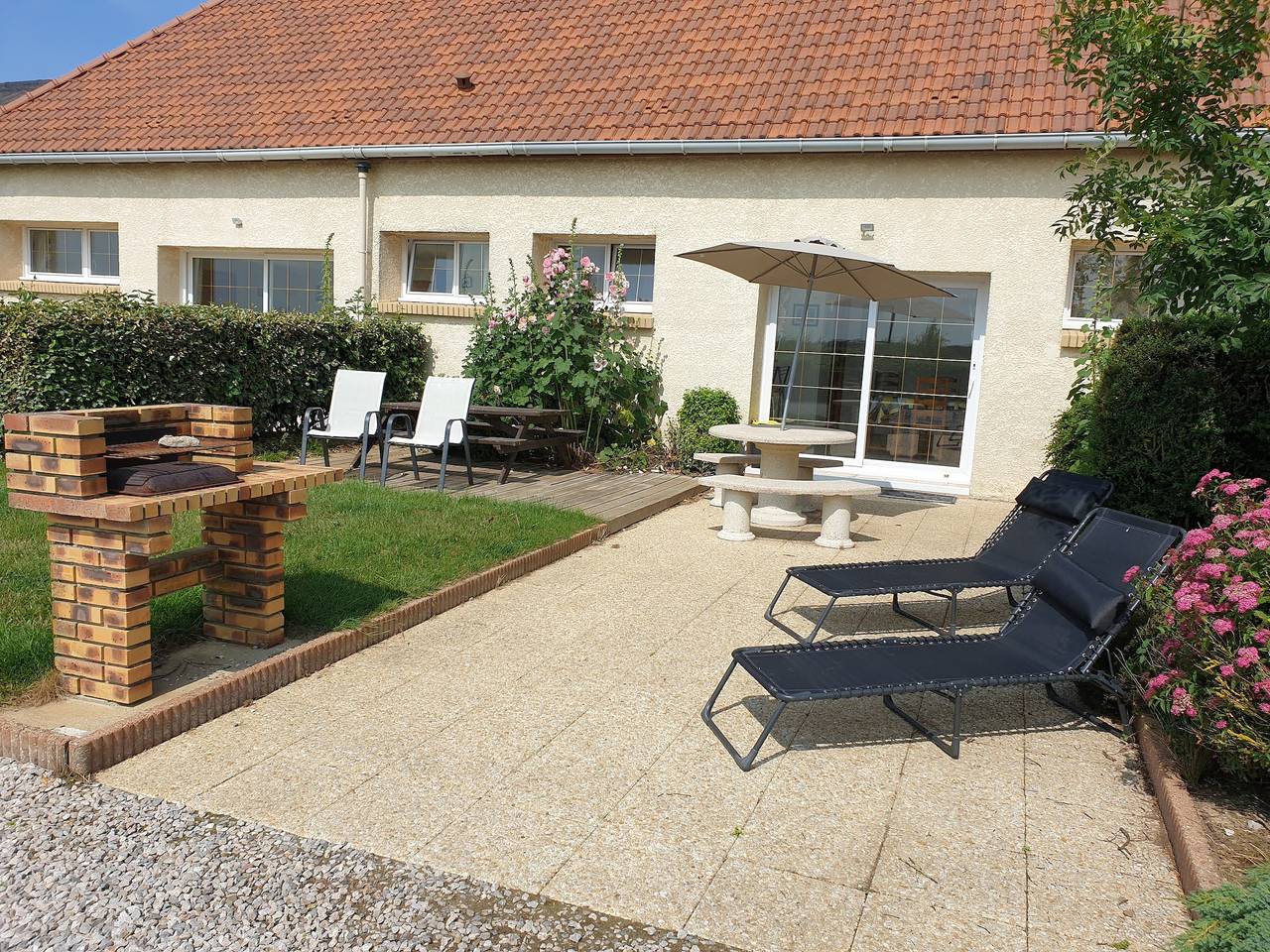 Gîte 'Aquillon' avec vue sur mer, terrasse privée et Wi-Fi in Audinghen, Région de Boulogne-sur-Mer