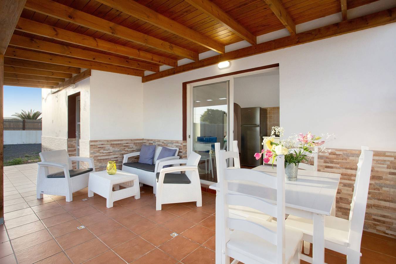 Vacation House 'Casa Daniela Lajares' with Private Terrace and Wi-Fi in Lajares, La Oliva