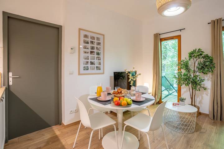 Ferienhaus für 4 Personen mit Terrasse in Eppe-Sauvage, Avesnes-sur-Helpe