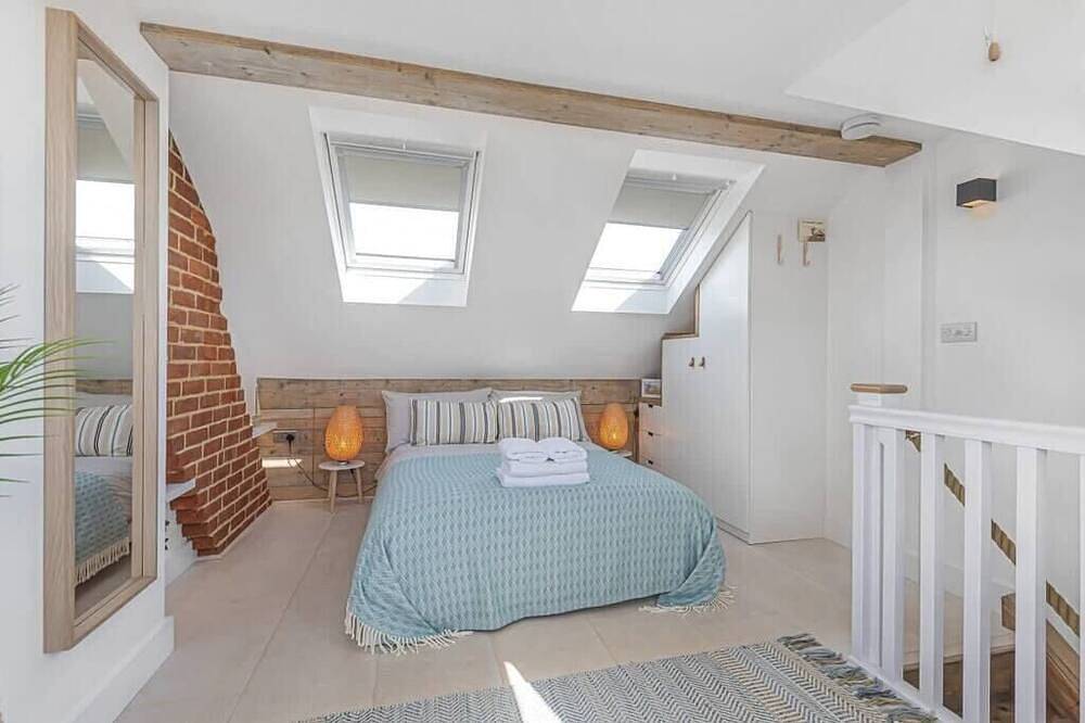 Seagrass Cottage - Beautifully renovated with view in Southwold, Waveney District
