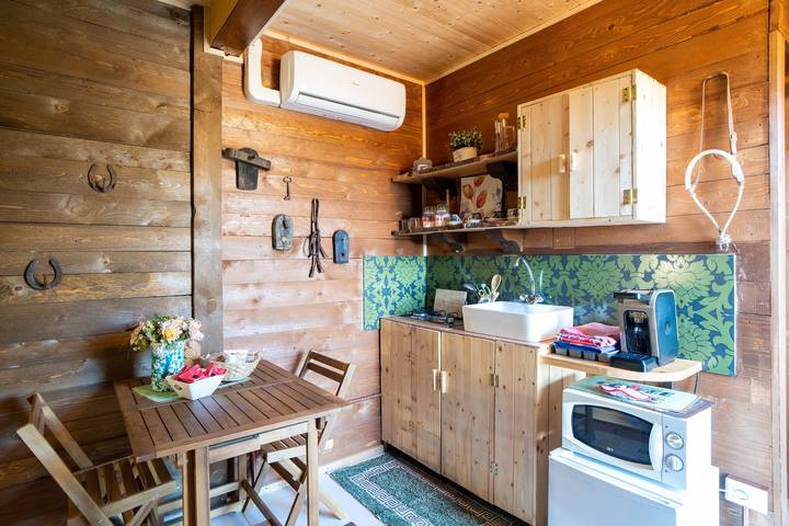 Ferienhaus "Etna Stables" mit Meerblick, Whirlpool und Wlan in Piedimonte Etneo, Ätna