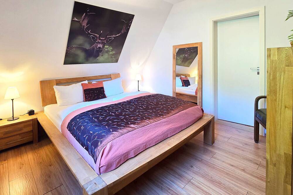 Charmantes Ferienhaus für 12-16 Personen direkt am Wald mit Kaminzimmer + Sauna in Altenberg, Osterzgebirge