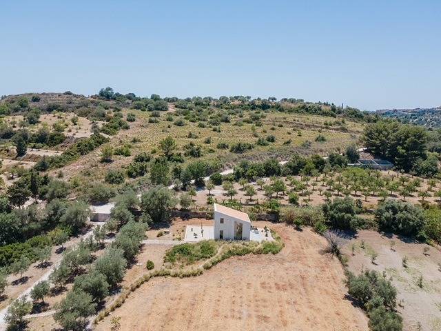 Amazing property of 2 villas on a land sea view in Noto, Avola
