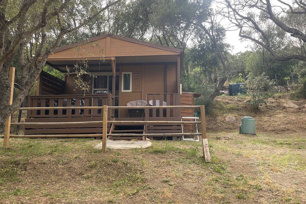 Bungalow Marcu Maurea 1 (climatisé) à 300m de la plage. in Belvédère-Campomoro, Arrondissement de Sartène