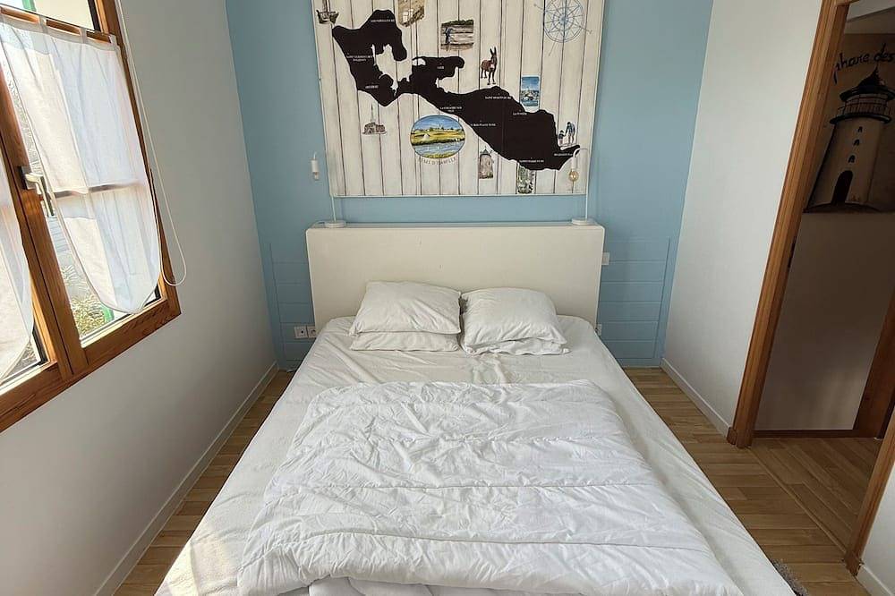 3 stars - 2 min from the beach - 2 bathrooms in La Couarde-sur-Mer, Ile de Re