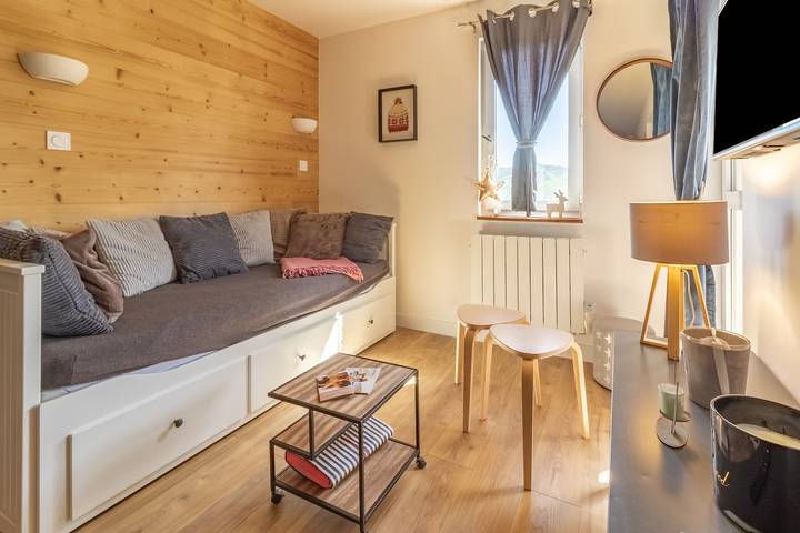 Appartement entier, 80m des pistes - Appart pour 4 adultes/2 enfants in Génos, Pyrénées
