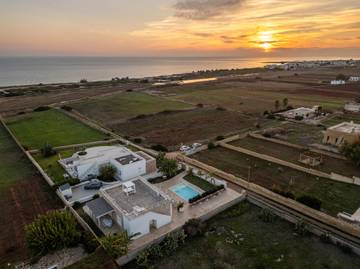 Casa Vacanza per 7 Persone in Torre Pali, Salve, Foto 2