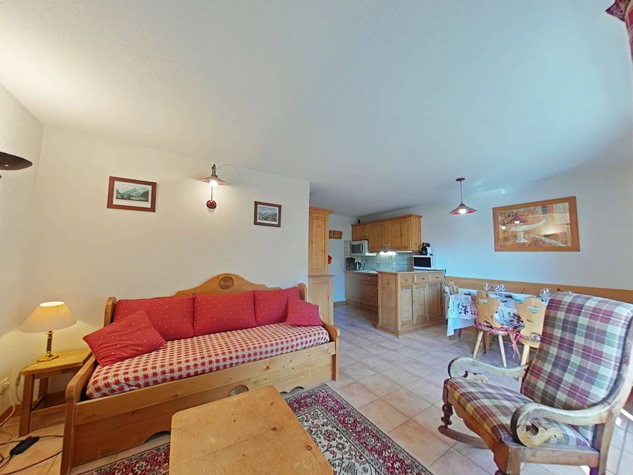 Apartamento entero, Appto 3 piezas, 6 plazas, cerca de comercios y pistas, parking incluido, acepta mascotas in Chinaillon, Le Grand-Bornand