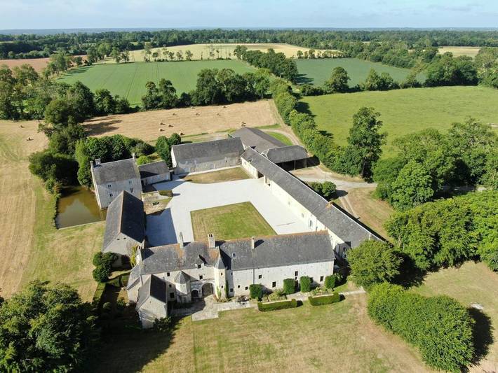 Chambre d’hôte pour 3 personnes, avec terrasse, animaux acceptés à Mandeville-en-Bessin - 3