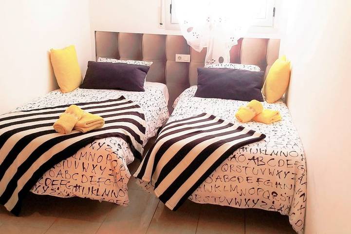 Ferienwohnung für 7 Personen, mit Pool und Balkon in Badalona - 4