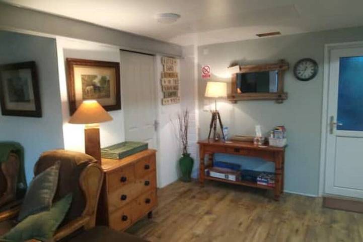 Cottage for 2 people, with terrace, with pets in Laugharne