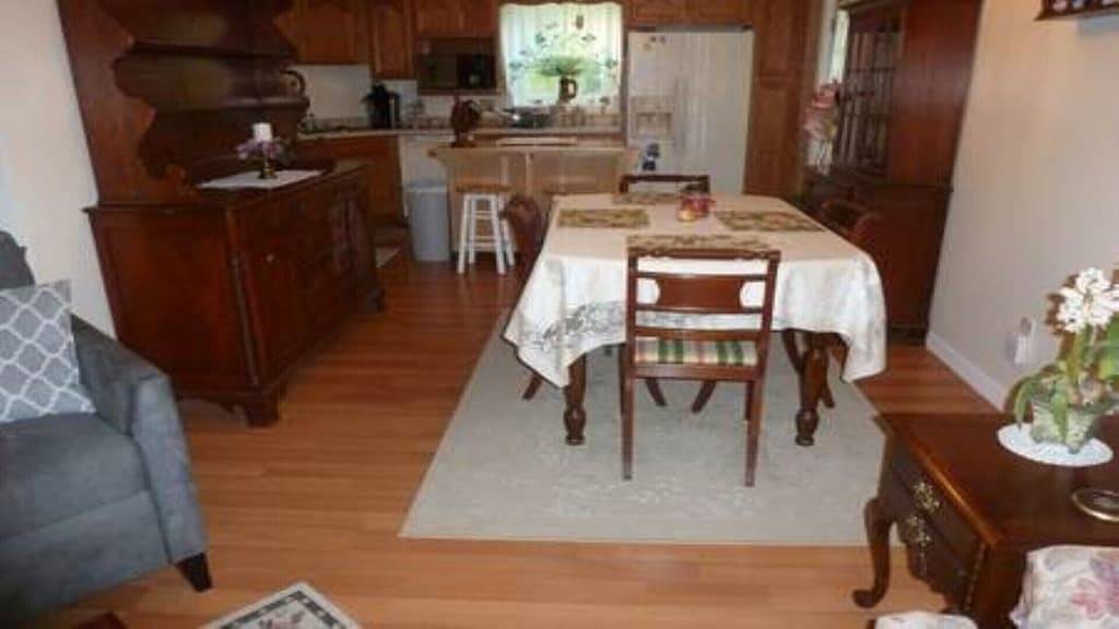 Ganze Wohnung, Lexington Apt. mit parkplatz & privatem eingang in Lexington, Kentucky