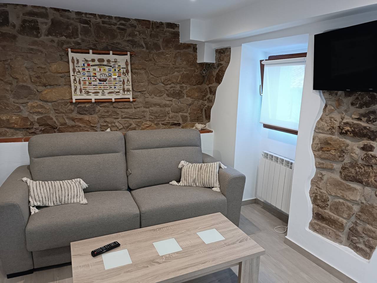 Ferienhaus 'Relajación Frente Al Mar' mit Meerblick in Lastres, Colunga