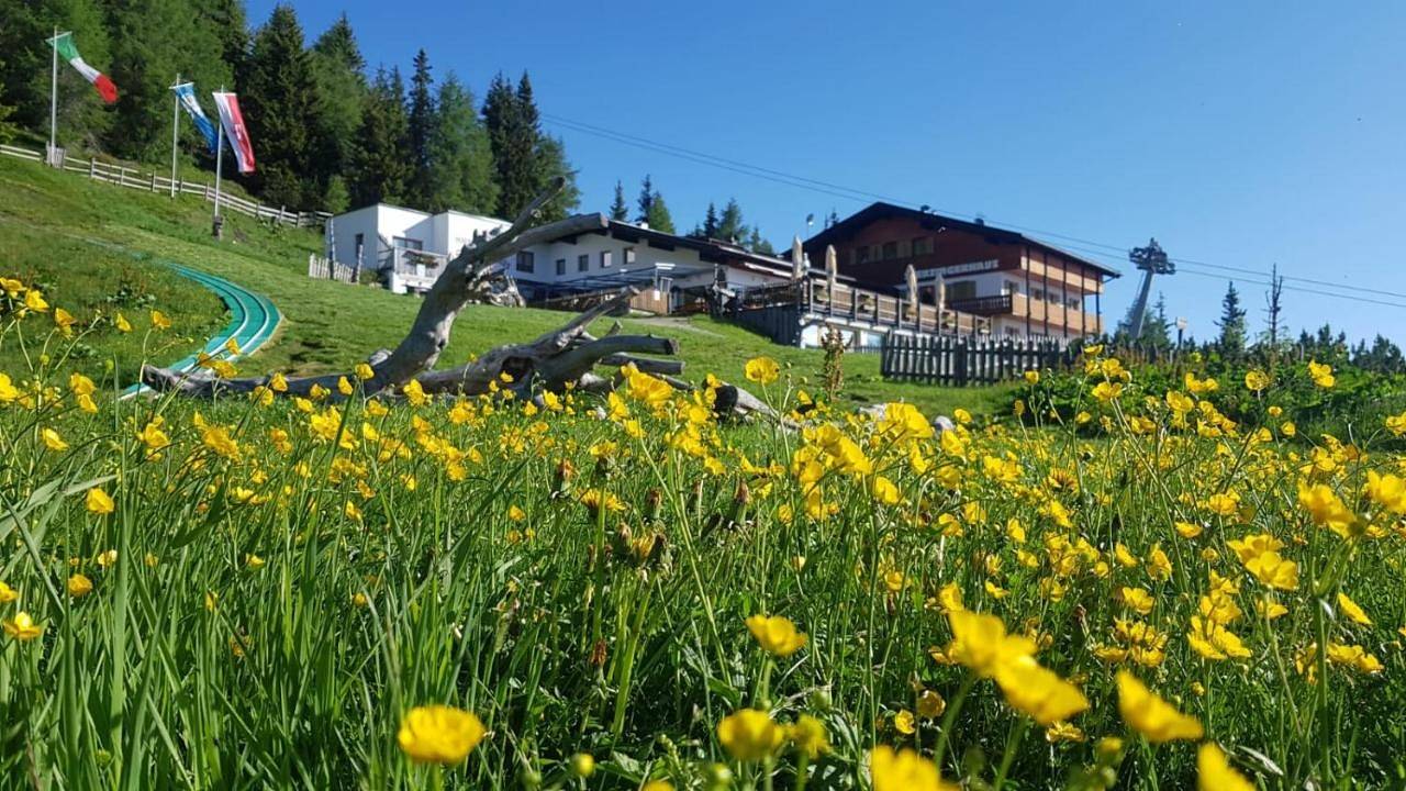 Panorama Restaurant Sterzingerhaus 1.930m in Stubaier Alpen, Sterzing