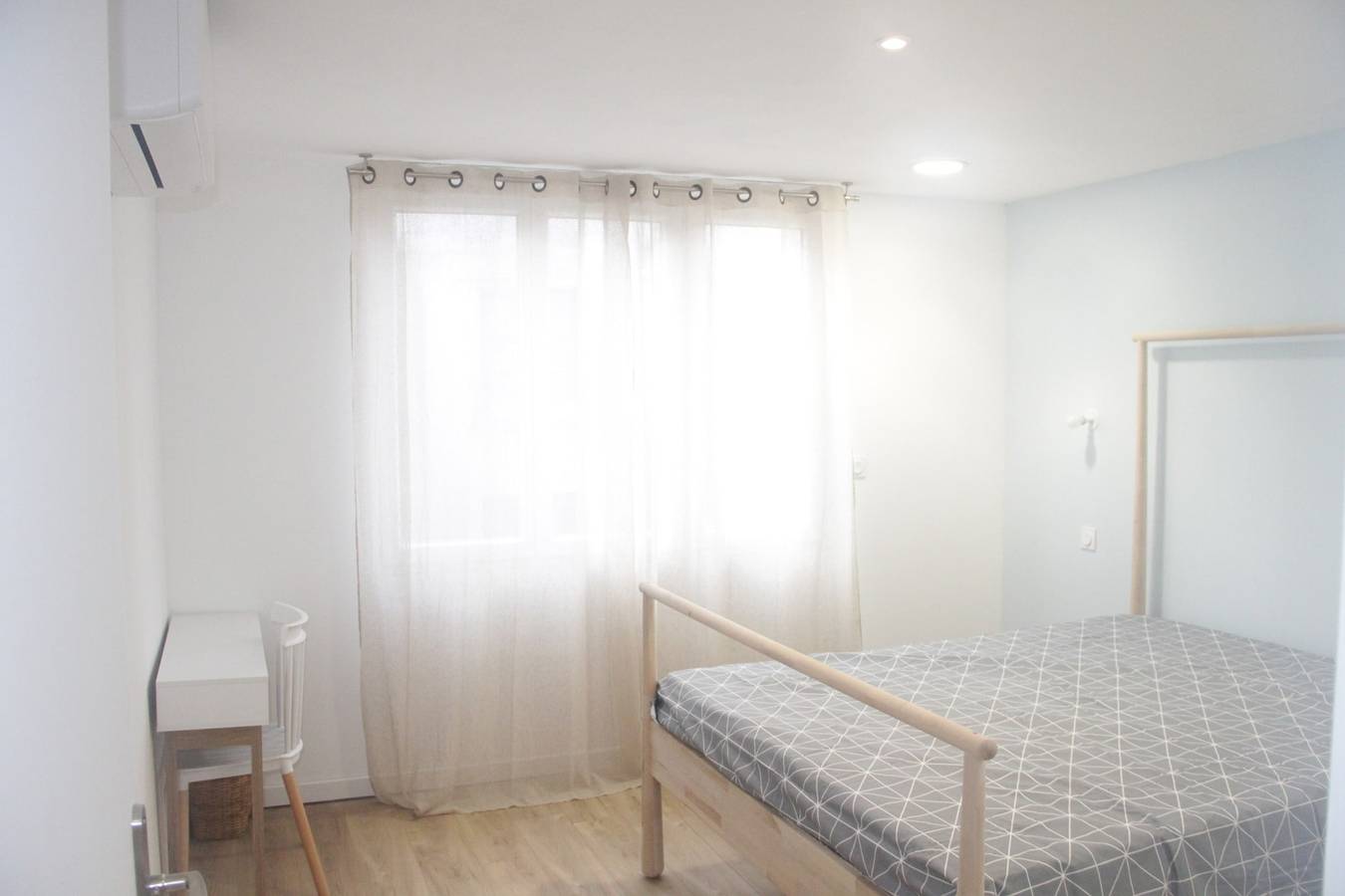 Geheel appartement, Apartment with view on city of Carcassonne in Carcassonne, Vinisce