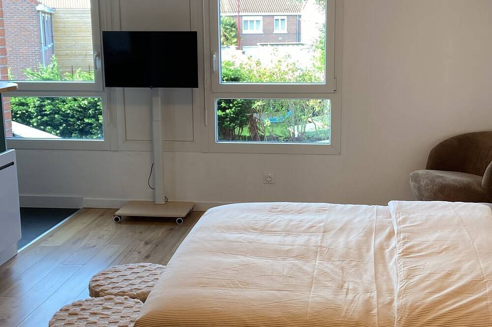 Entire apartment, Magnifique studio cooconing avec parking in Marcq-en-Barœul, Lille region