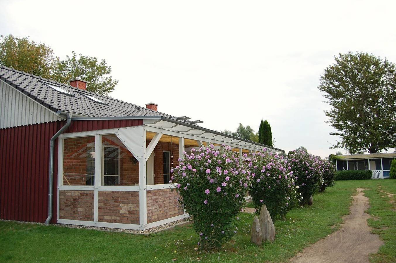 Ferienhaus "Hus an de Küst 1" - im Ortskern Ahrenshoop ca 65 m² für 2-4 Personen in Ahrenshoop, Fischland