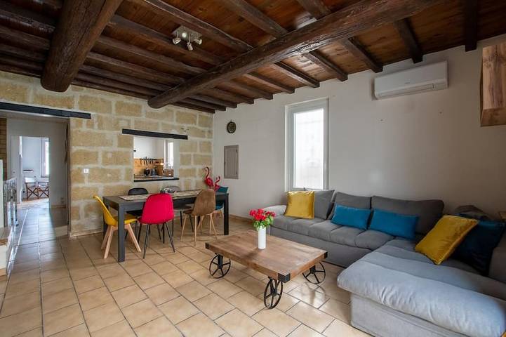 Maison de vacances pour 8 personnes, avec terrasse et jacuzzi, animaux acceptés - 1