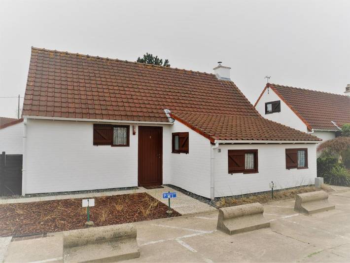 Ferienhaus für 6 Personen, mit Pool und Garten, mit Haustier