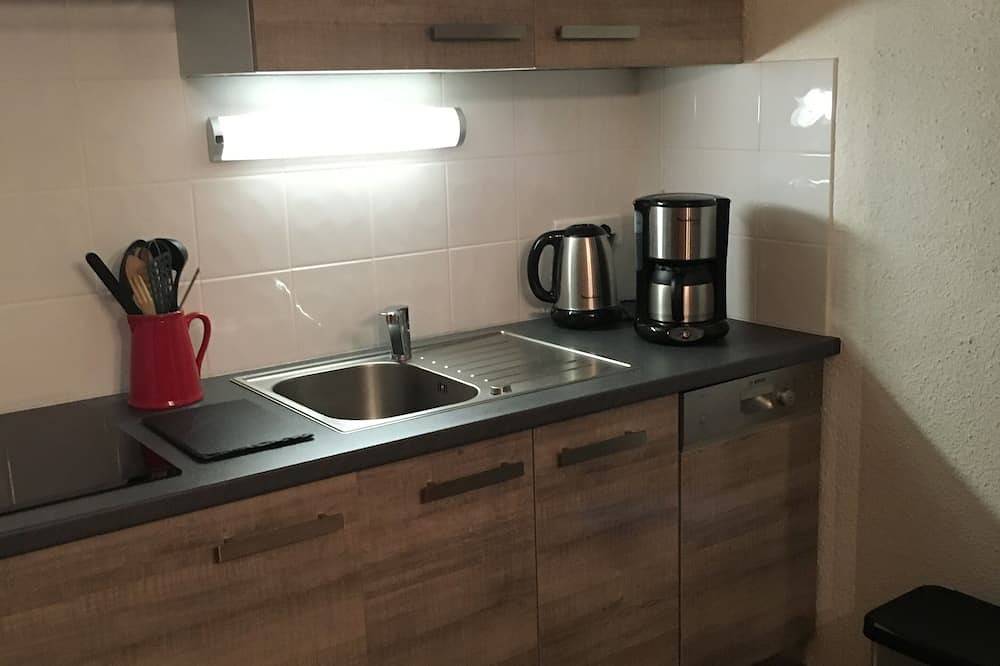 Entire apartment, Studio Tout Confort Face aux Pistes! in Bonneval-sur-Arc, Saint-Jean-de-Maurienne region