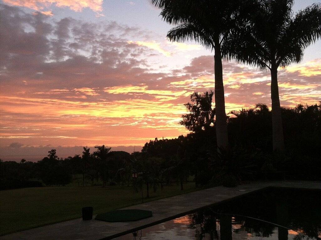 Paradise on park like estate with beautiful ocean and mountain view in Honomu, Hamakua