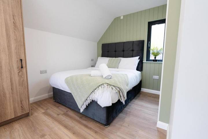 Resort for 2 people, with hot tub in Northern Ireland