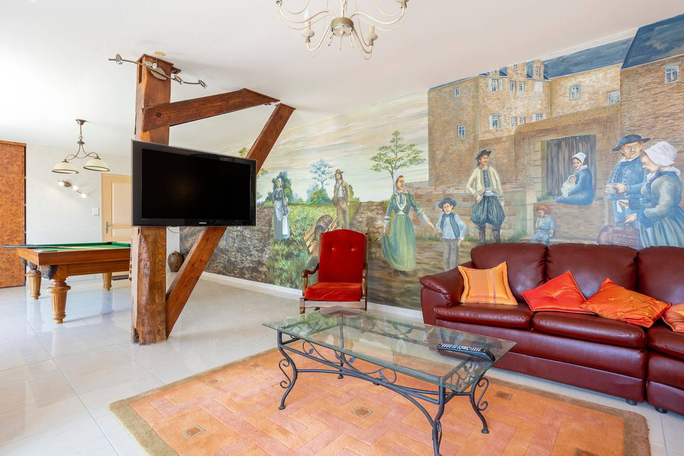 Casa de vacaciones 'Les Géraniums À 800m Plage' con terraza privada, jardín compartido y Wi-Fi in Kerlaz, Châteaulin und Umgebung