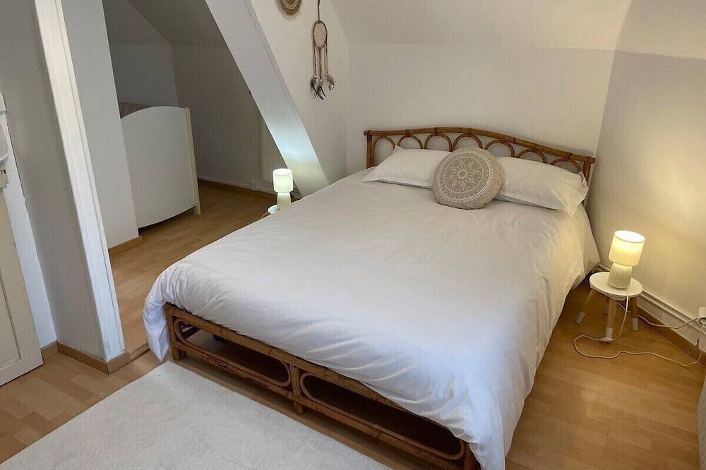 Ganze Wohnung, Apartment-Eigenes Badezimmer in Chablis, Auxerre und Umgebung