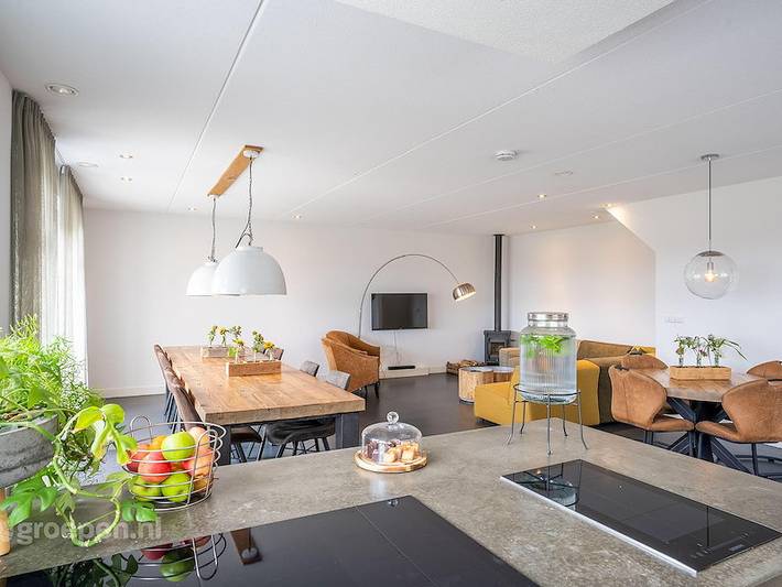 Ferienhaus für 12 Personen, mit Sauna und Terrasse sowie Seeblick und Balkon/Terrasse auf Texel - 3