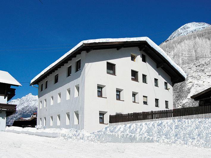 Vacation house for 16 people, with pets - 1