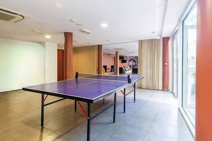 Entire apartment, À 5km de Montpellier | Piscine sur place | Clim in Saint-Jean-de-Védas, Mediterranean Coast (France)