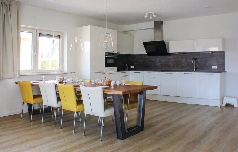 Recreatiepark Idskenhuizen B.V. — F- Swanneblom  in Idskenhuizen, IJsselmeer
