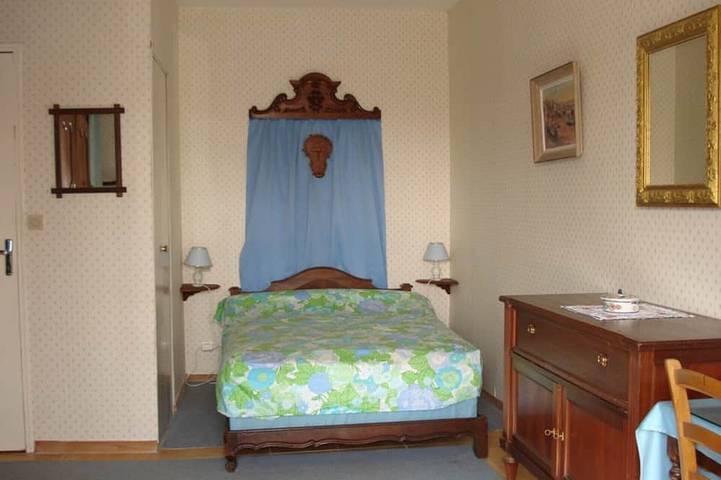 Location de vacances pour 9 personnes, avec terrasse et jardin à Berric - 2