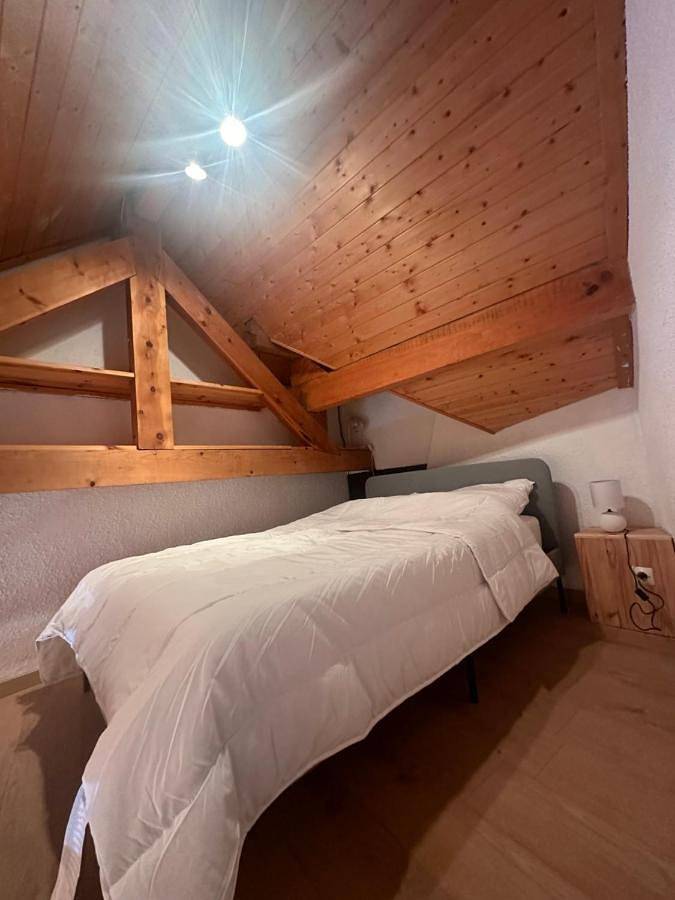 Gîte pour 4 personnes, avec vue dans Office De Tourisme De Vars - 3