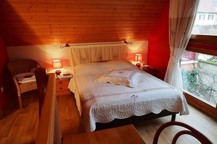 Location de vacances pour 4 personnes, avec terrasse ainsi que jardin et piscine à Kaysersberg - 3