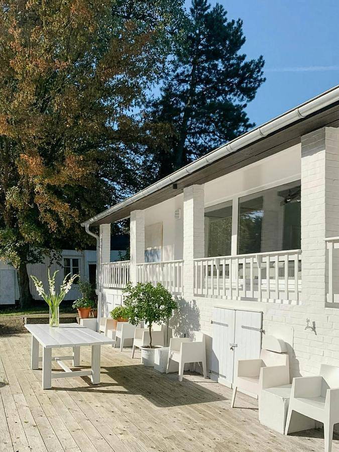 Lake House With Private Dock At Nature Reserve in Krefeld, Niederrhein