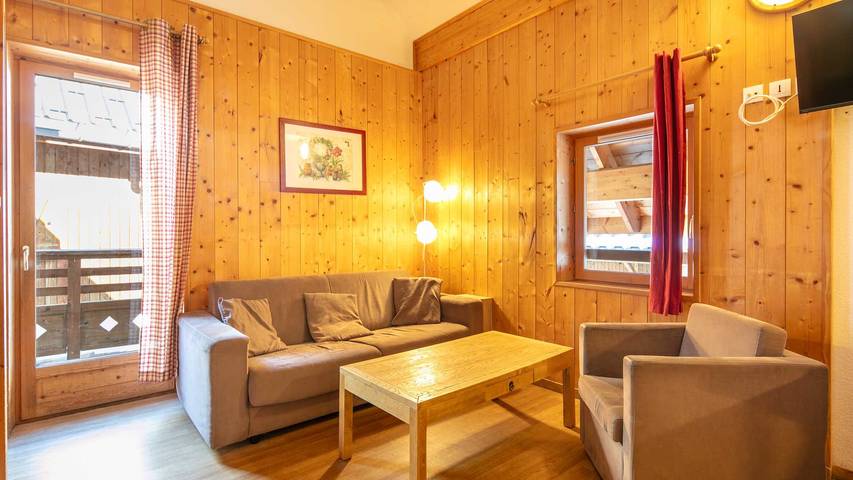 Gîte pour 10 personnes, avec balcon, animaux acceptés dans Col De La Croix De Fer - 3