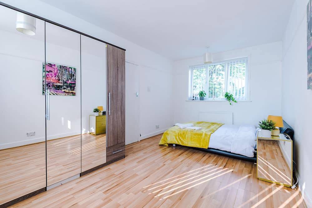 Spacious & luxurious 3-Bed House in Manchester in Manchester, Greater Manchester
